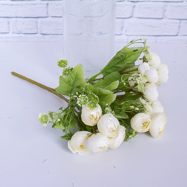 Ветка декоративная Камелия Душенька 28 см, цветы в ассорт.