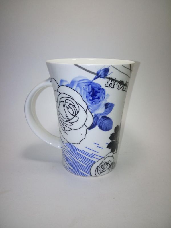 Кружка "Розы" 340мл, керамика, голубой Loraine