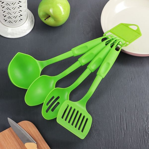 Кухонный набор 4 пр. для тефл. посуды, пластик, зеленый