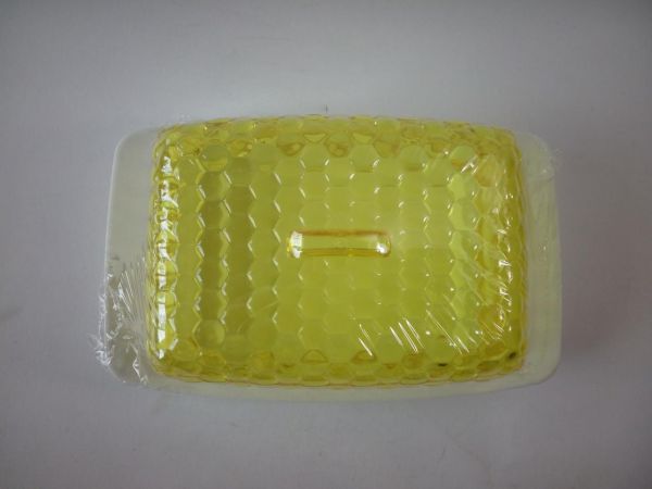 Масленка пластик "Мозаика" 18х12х7 см бело-желтая (Баш)
