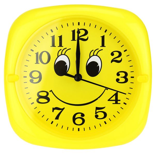 Часы настенные "Смайлик" 17х17х3,5см, мягкий ход, циферблат желт, пласт. желт.