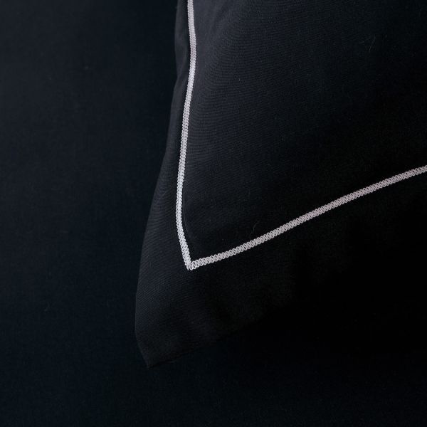 Комплект постельного белья Однотонный Сатин с Одеялом (простынь на резинке) FBR004
