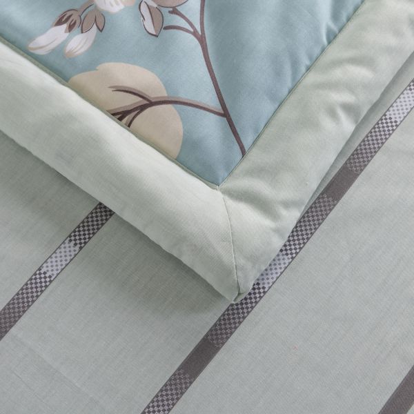 Комплект постельного белья Сатин с Одеялом (простынь на резинке) OBR076